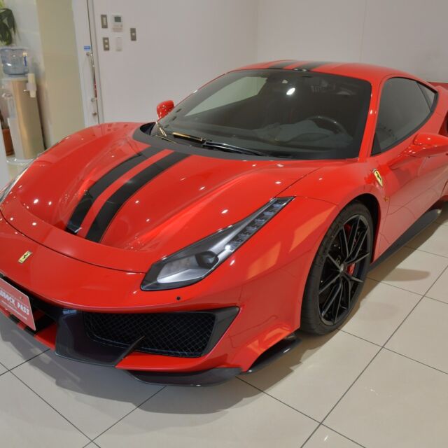 Ferrari 488pista