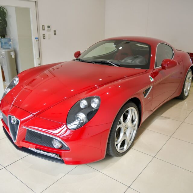 ALFA ROMEO ８C　Competizione
